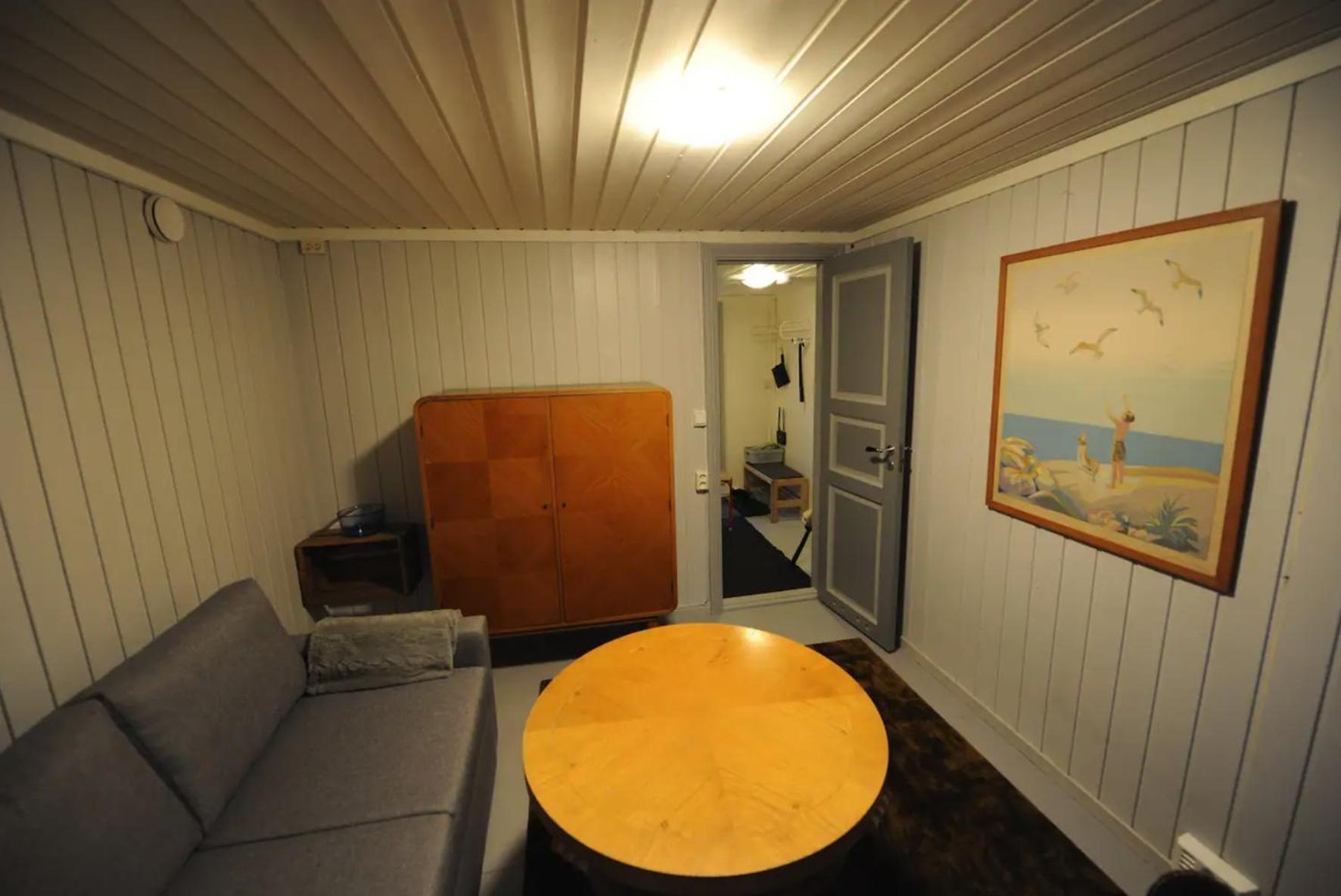 Sjarmerende Historisk Leilighet Midt I Tromso Luaran gambar