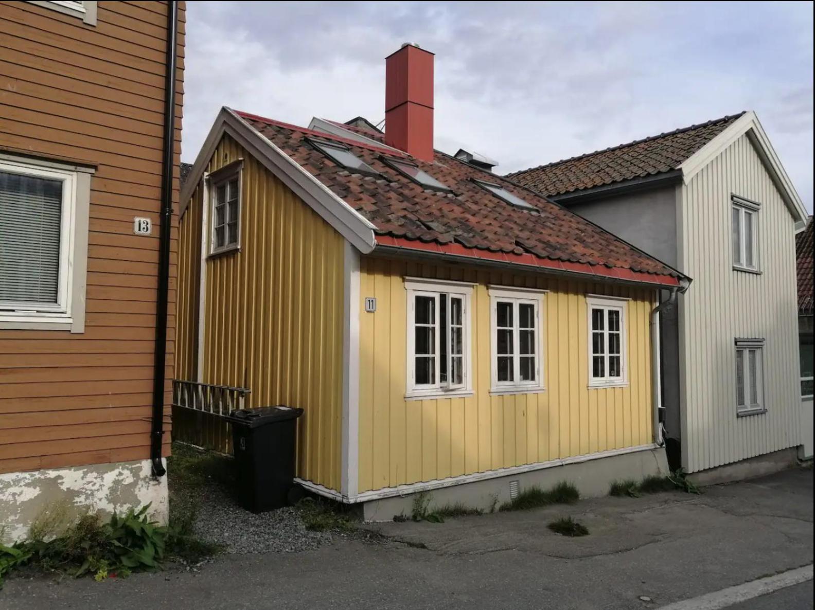 Sjarmerende Historisk Leilighet Midt I Tromso Luaran gambar