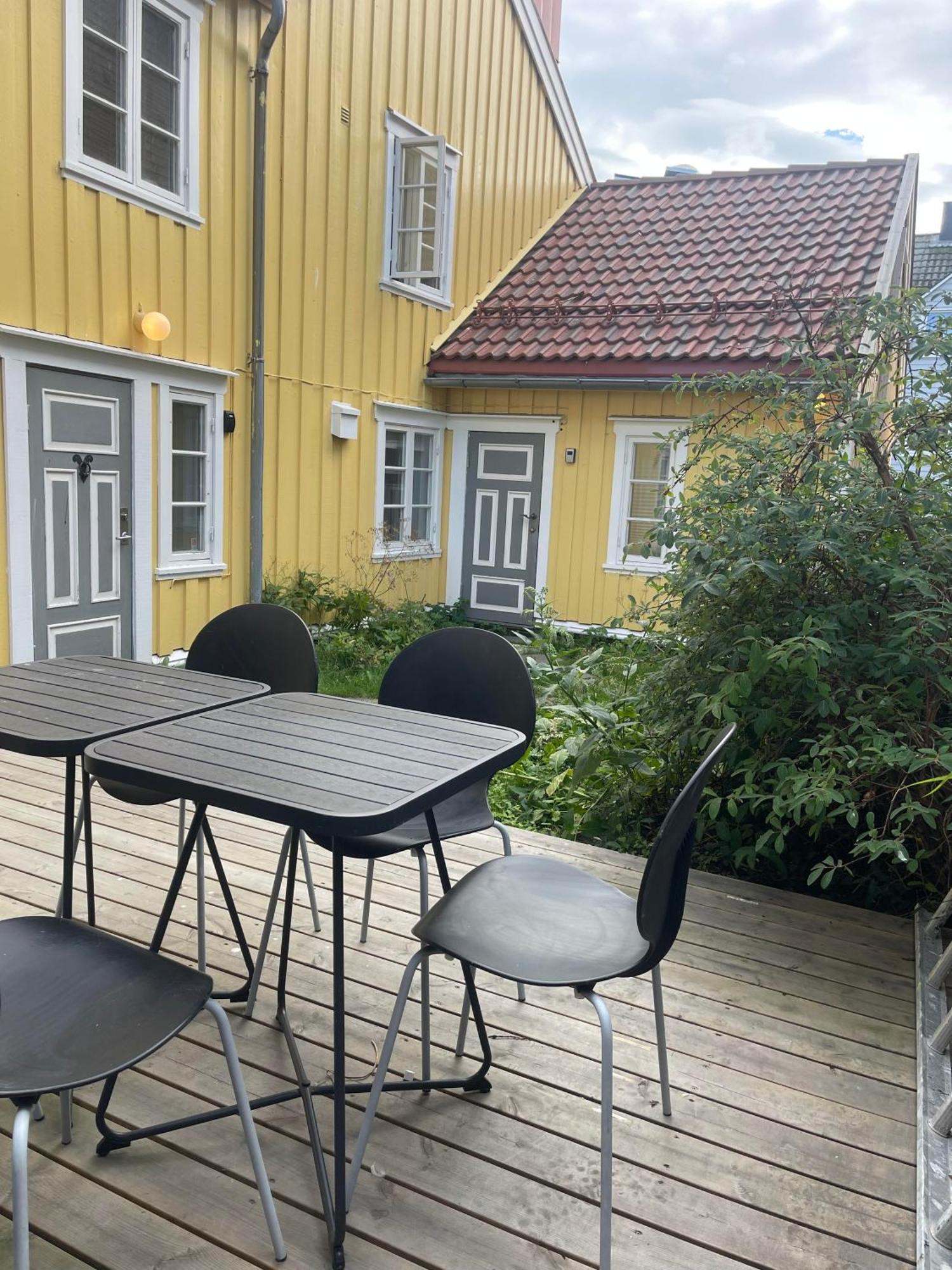 Sjarmerende Historisk Leilighet Midt I Tromso Luaran gambar